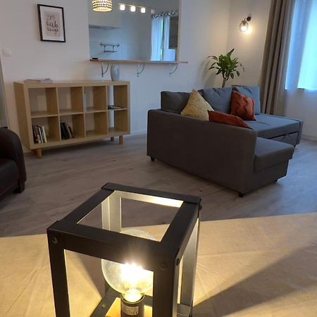 Escale Marseillaise, Grand T2 Calme, Pres Du Vieux Port Pour 2 A 4 Personnes, Nettoyage Rigoureux Apartamento Marsella Exterior foto